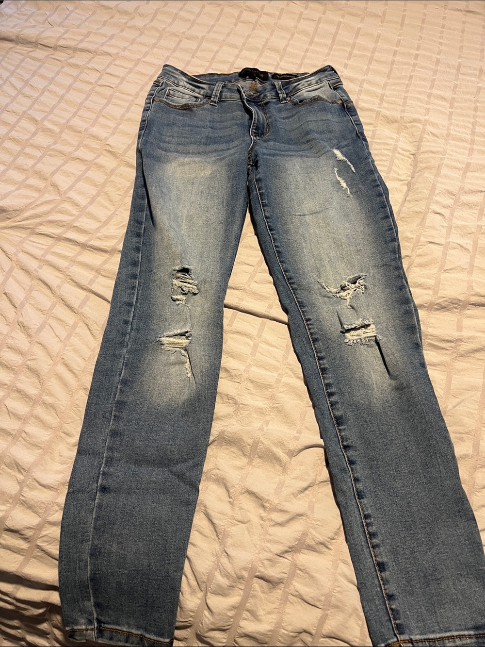 Kendall + Kylie Distressed Women's Blue Jeans